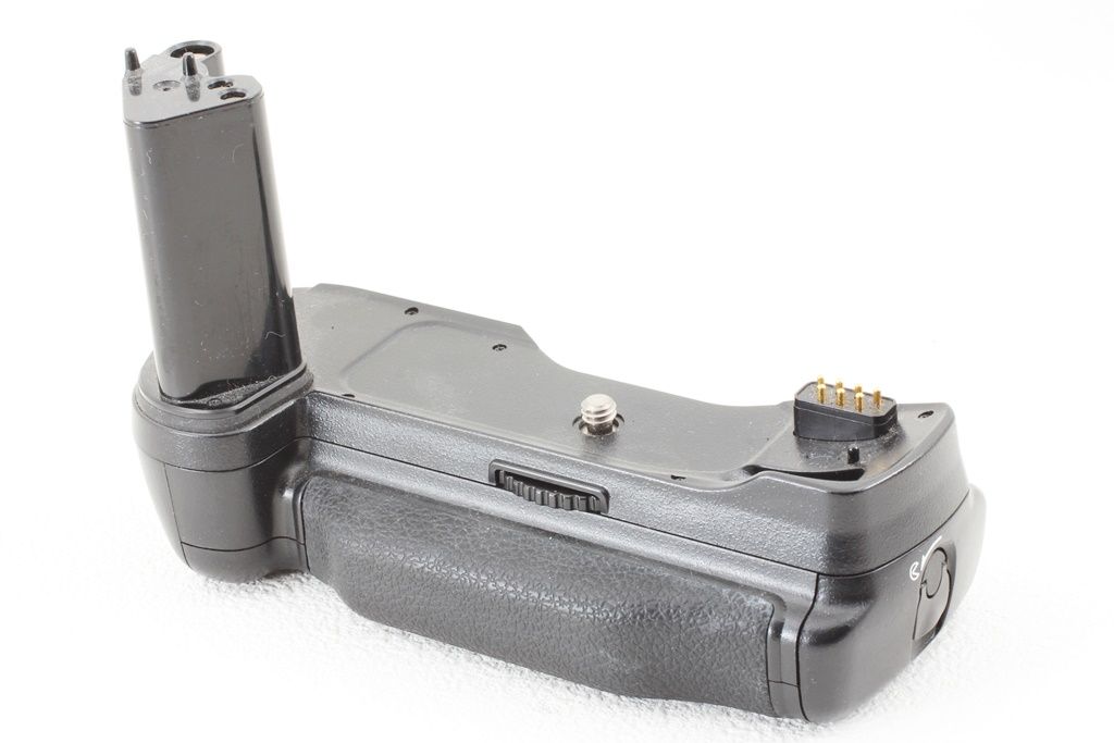 カメラ Nikon F100 マルチパワーバッテリーパック MB-15 セット 格安 Nikon ニコン MB-15 マルチパワー バッテリーパック F100用
