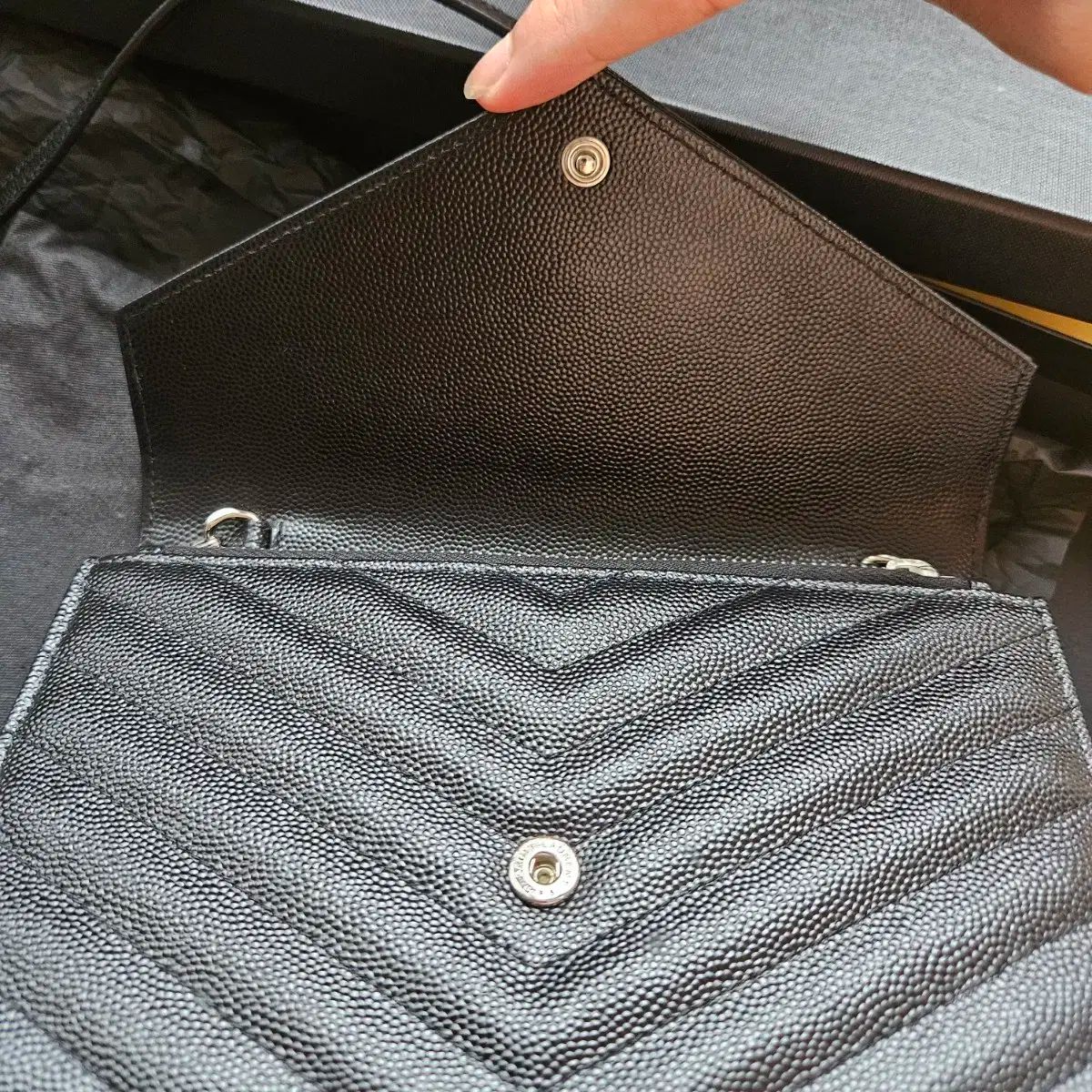 Laurent サンローラン