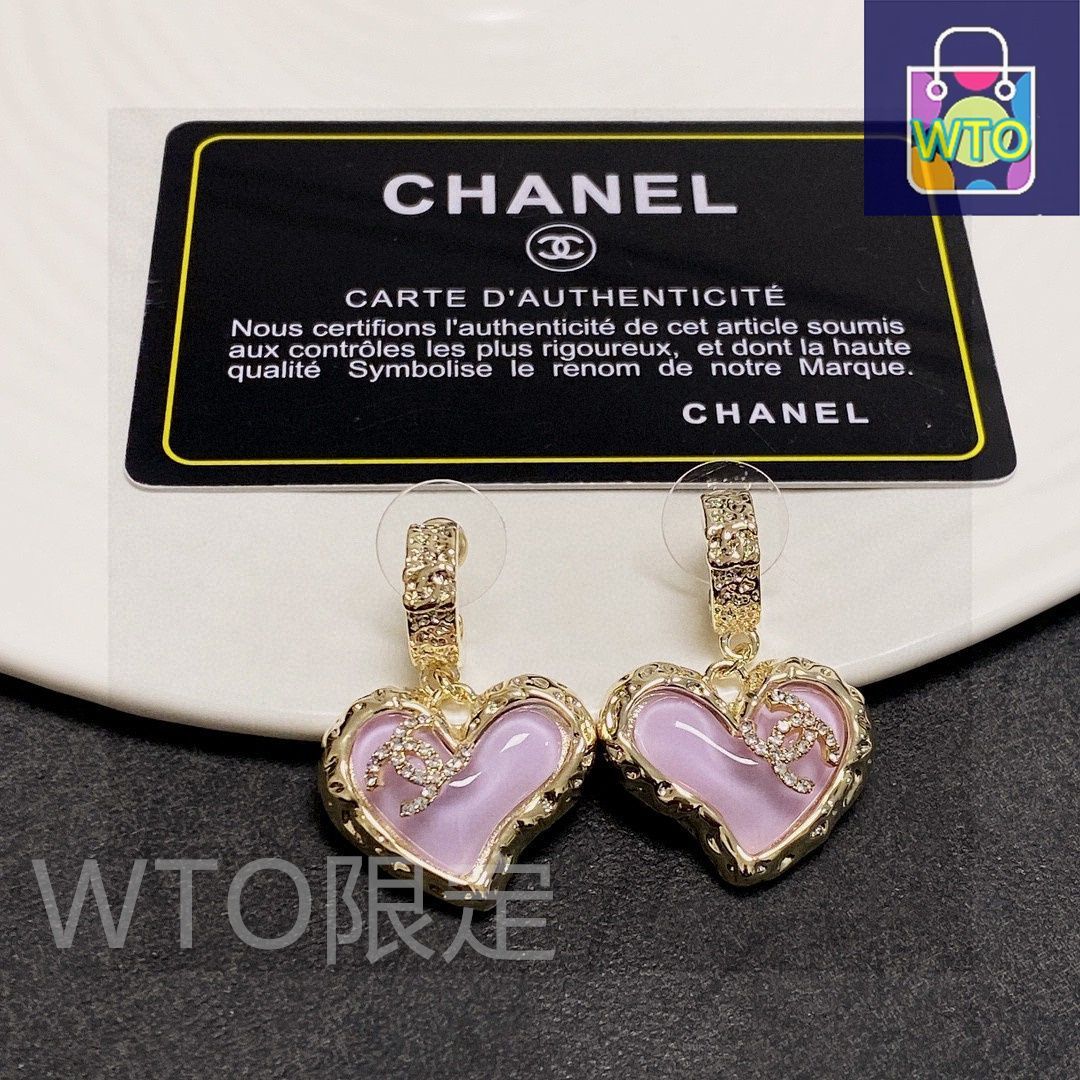 【煌めくハートにキュン♡】CHANEL pendant ピアス 煌めくハートにキュン♡】CHANEL pendant ピアス