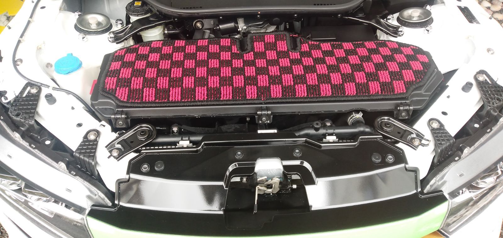 ホンダ S660 JW5 ユーティリティボックス蓋マット チェック