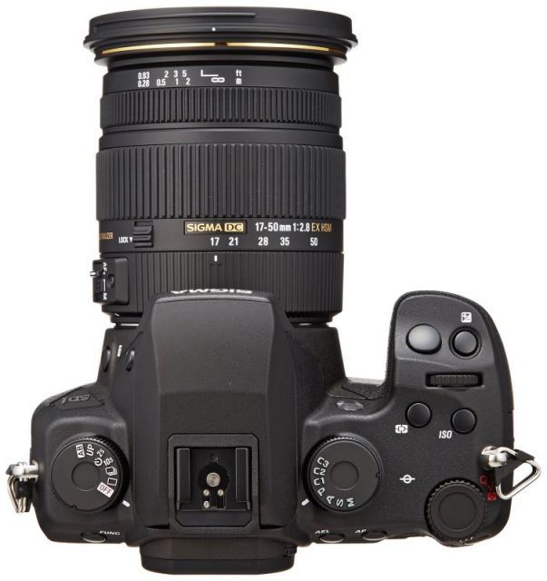 SIGMA デジタル一眼レフカメラ SD1Merrill & 17-50mm kit 4600万画素 FoveonX3ダイレクトイメージセンサー(APS-C)搭載 928810 tf8su2k SIGMA デジタル一眼レフカメラ SD1Merrill & 17-50mm kit 4,600
