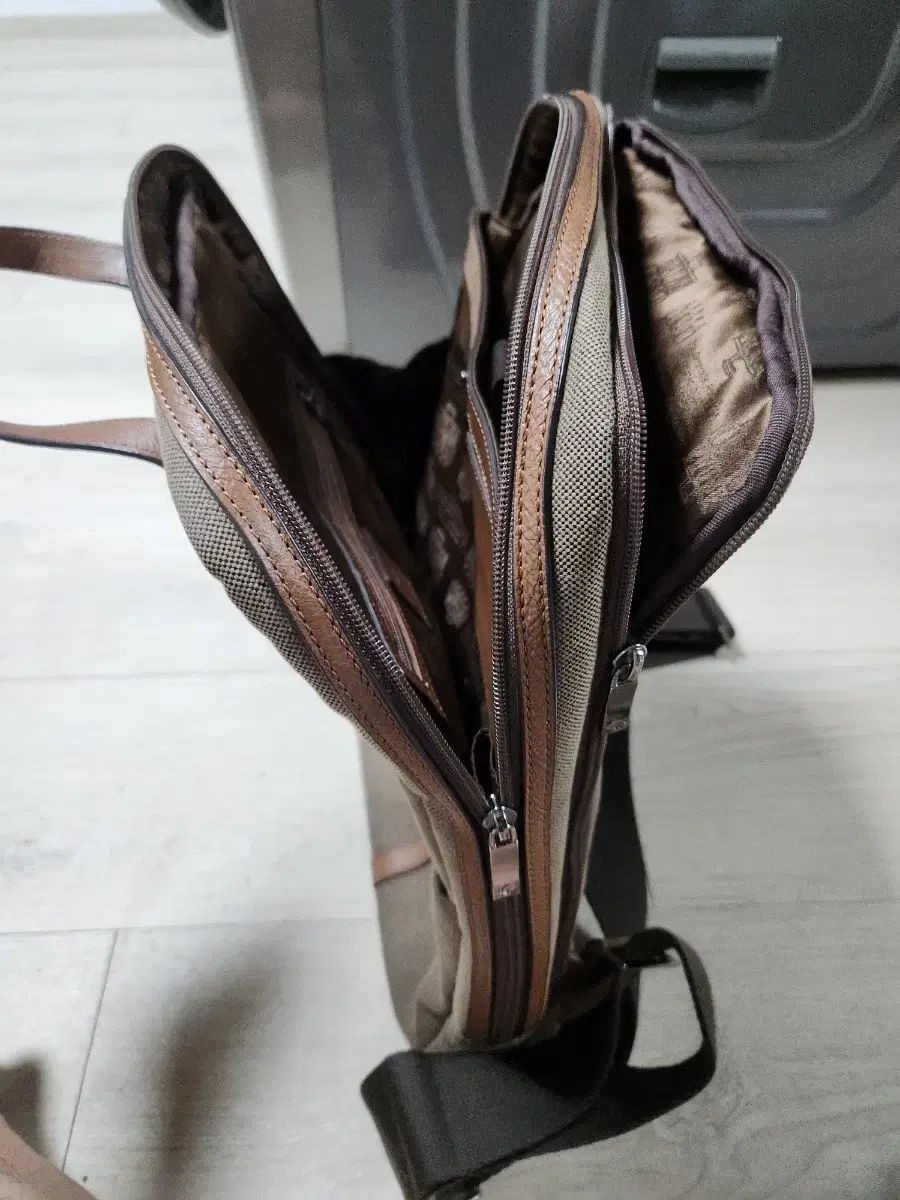Samsonite