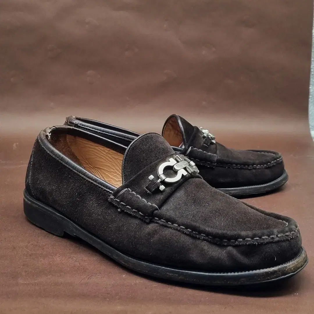 FERRAGAMO フェラガモ メンズ ローファー 8 5 275