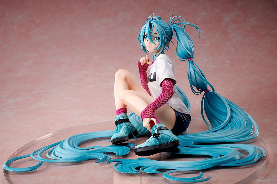 初音ミク×米山舞 The Latest Street Style ’Cute’ 初音ミク×米山舞 The Latest Street Style Cute - メルカリ