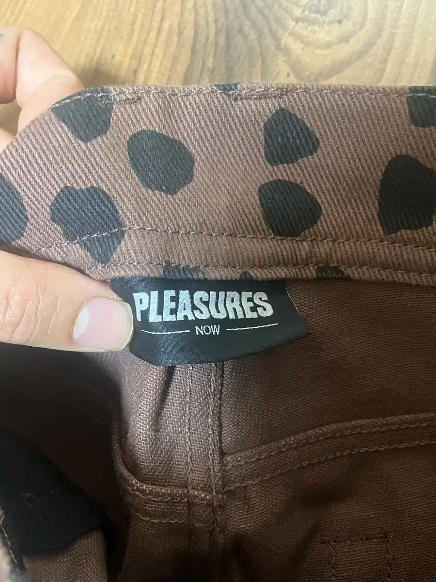 喜び pleasures レオパード パンツ 28 マルチ DECORATOM_COM_BR