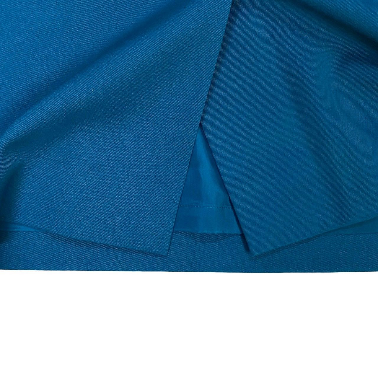 ターコイズブルー