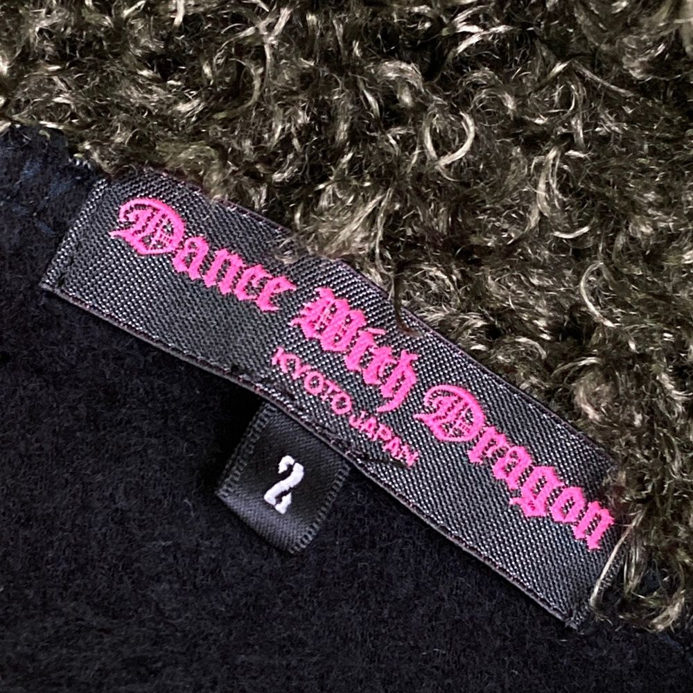 サイズ 2 DANCE WITH DRAGON ダンスウィズドラゴン 裏起毛 ボア ジップパーカー ペイズリー 総柄 カーキ系 240101493842 ゴルフウェア レディース ストスト WHITEMONARCHHOTEL_COM