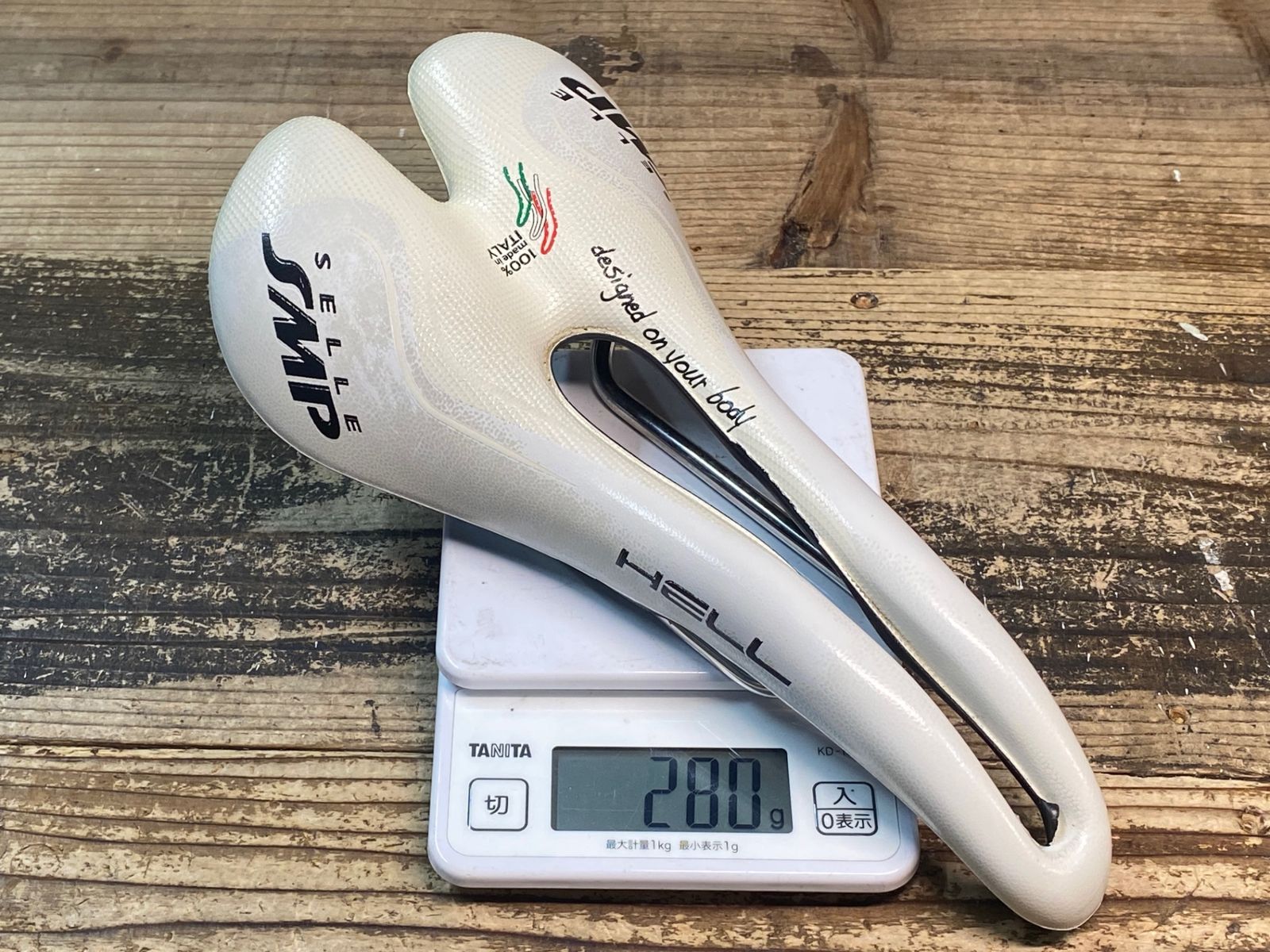 JG551 SELLE SMP HELL サドル 白 - メルカリ