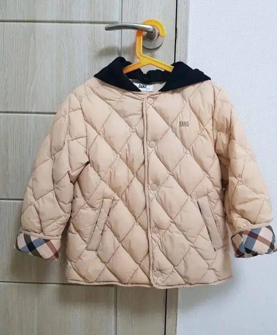 DAKS Little ダックスキッズ 軽量ダウン 130