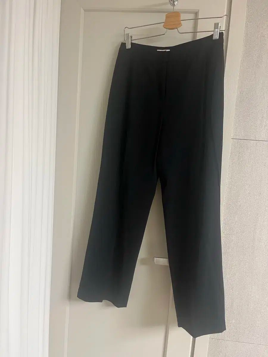 The HANDSOME TIME タイム TIME 片あご ウール スラックス パンツ 黒 ピンタックパンツ 基本