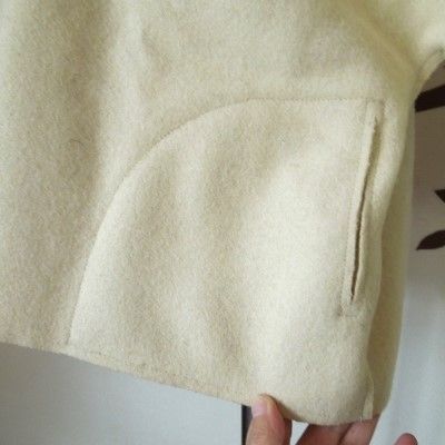 bighug 縮絨Burel羽織りジャケット●オフノーカラージャケット