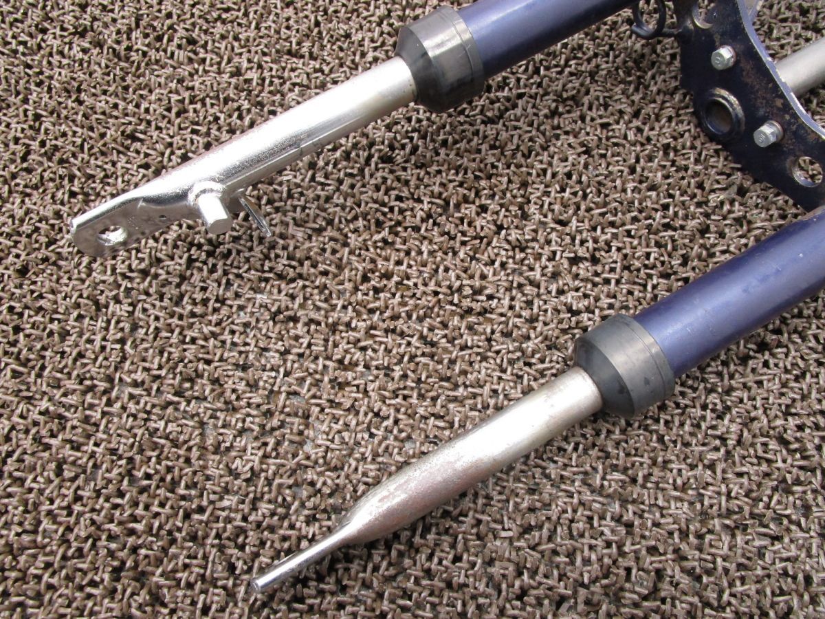 ゴリラ フロントフォーク トップブリッジ A5640 Z50J ホンダ Z50JE キャブ車 6V LAWEED_CL