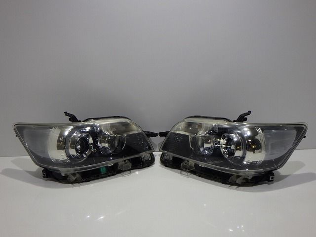 コーティング加工済 ZRE152 NZE151 ルミオン 前期 ヘッドライト左右 HID 12-540 3 バラスト付 250531011