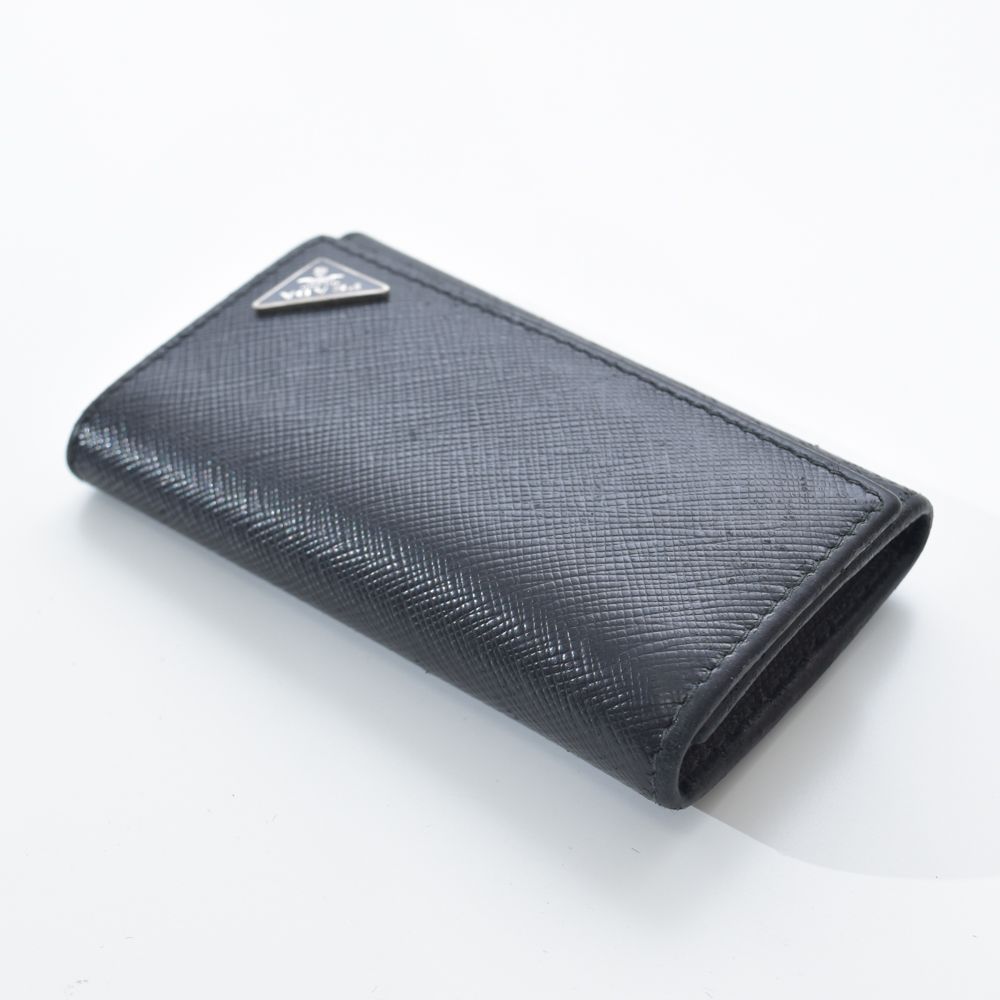 PRADA プラダ 6連 キーケース コンパクト ロゴ レザー グレー ブラック 美品 PRADA プラダ 三角ロゴプレート ブラックカラー ナイロン 6連
