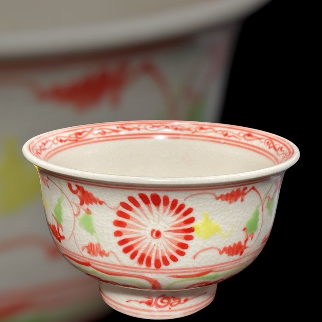 碗■古い染付平茶碗 唐草文 安南 お茶道具 古玩 唐物 中国 時代物 骨董品■ Yahoo!オークション - 【骨董・茶道具】 古い 安南焼 古安南 染