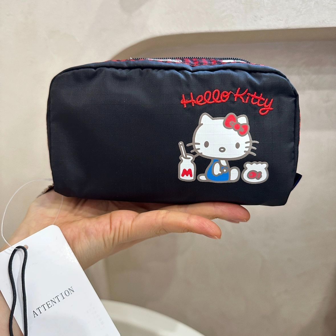 新品未使用 レスポートサック ハローキティ ポーチ ミディアム - メルカリ