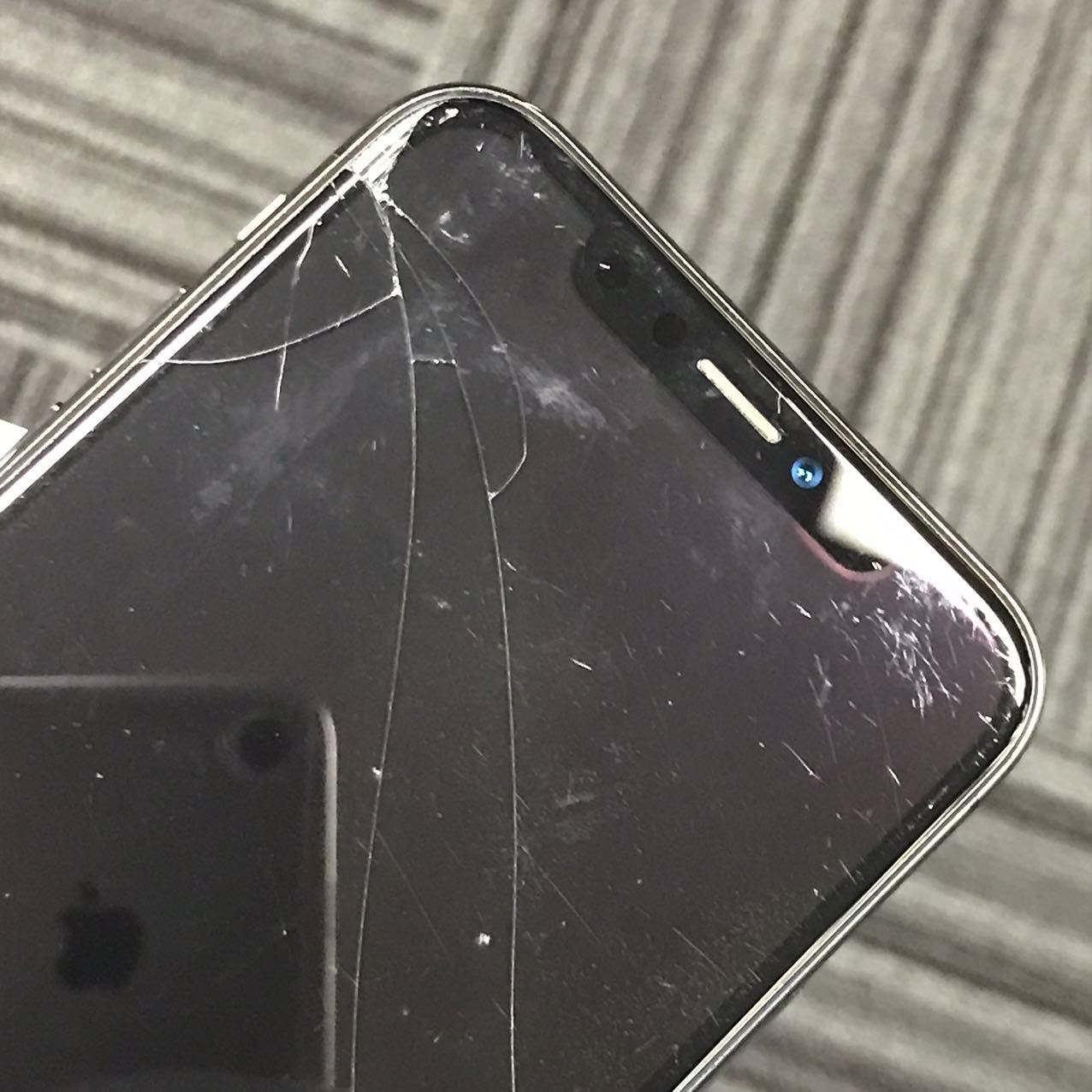 iPhoneX スペースグレー 64GB 画面割れ 【公式通販】 iPhoneX スペースグレー 64GB 画面割れ 【公式通販】