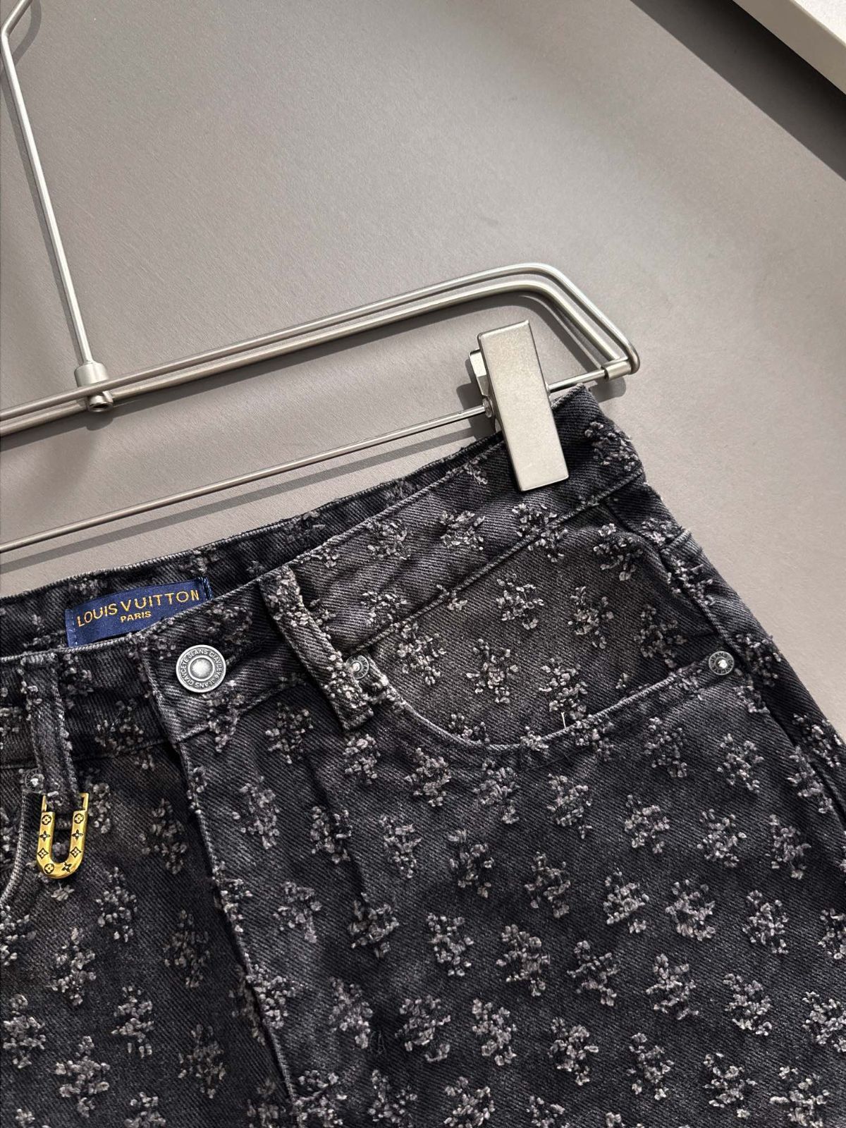 ルイヴィトン LOUIS VUITTON レディース ショートパンツ LOUIS VUITTON ルイヴィトン ショートパンツ - メルカリ
