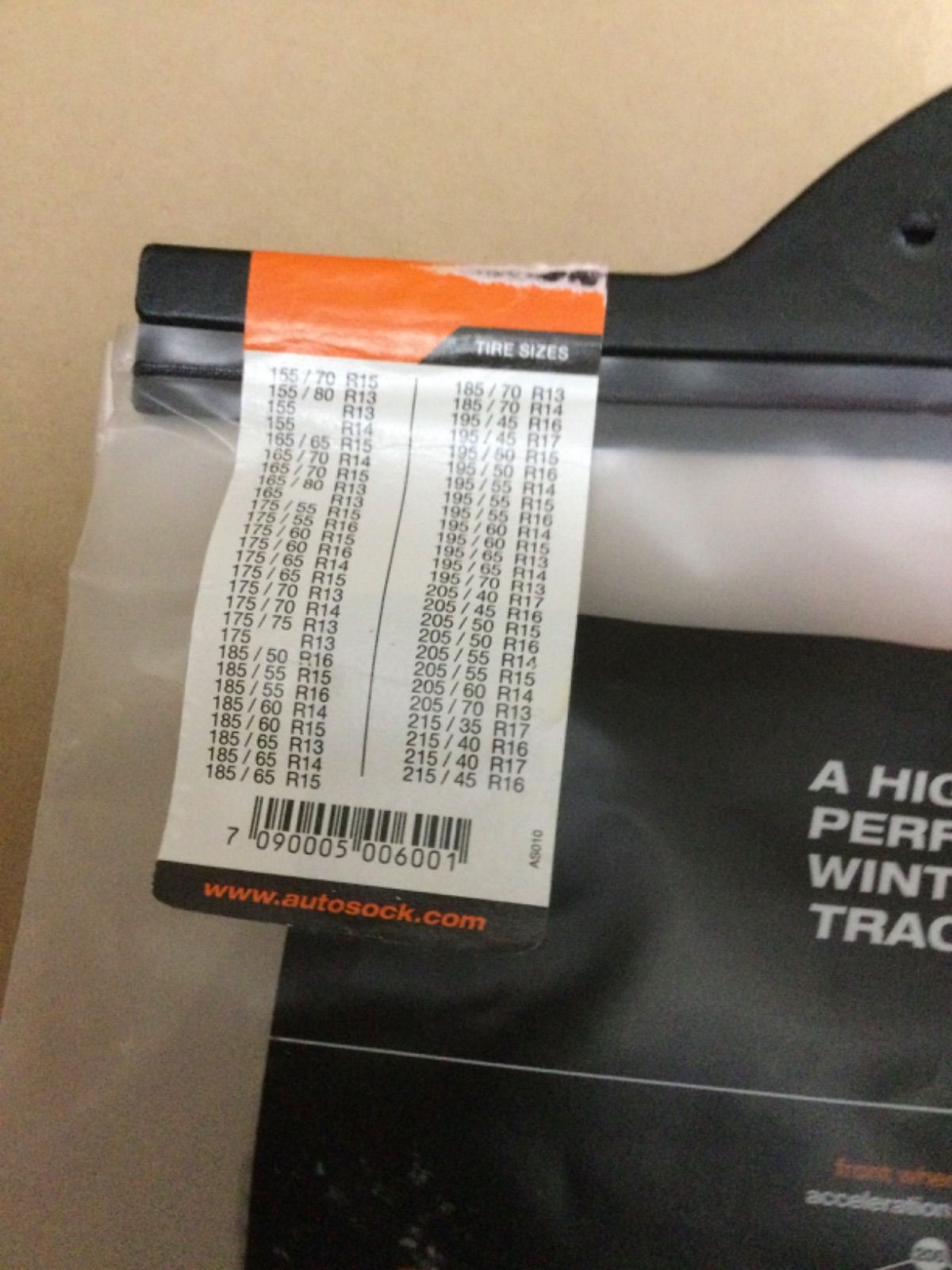 海外直営店直接買い付け！ Auto Sock 600 布製タイヤチェーン オートソック