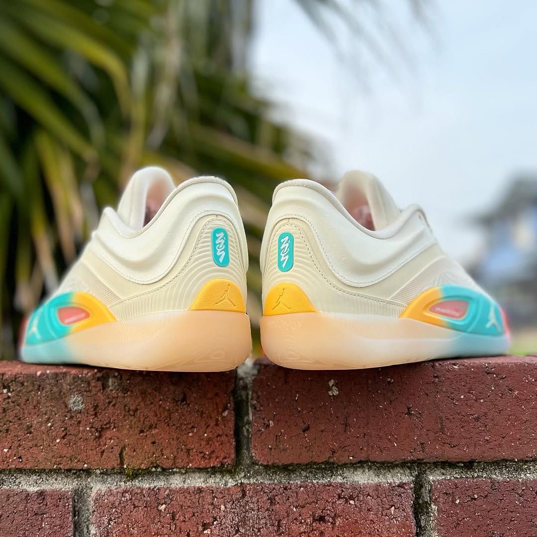 ☆最新モデル!ほぼ新品!jordan zion 4 ザイオン ファーストカラー JORDAN ZION 4 PF 'ISLAND BEACH' ジョーダン ザイオン 4