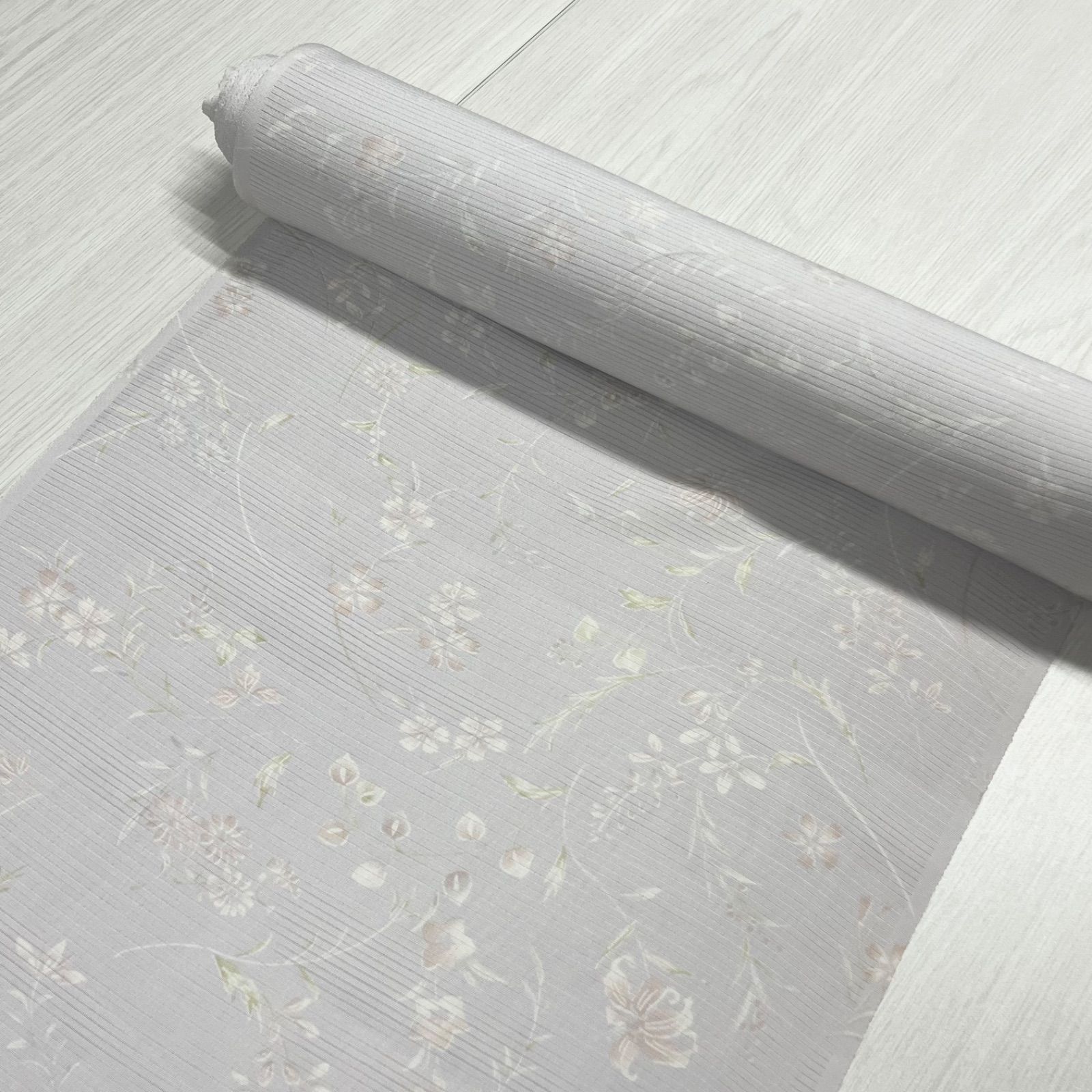 新品未使用】 美品 匿名配送 反物 夏小紋 未仕立て 小紋 薄紫 薄ピンク 