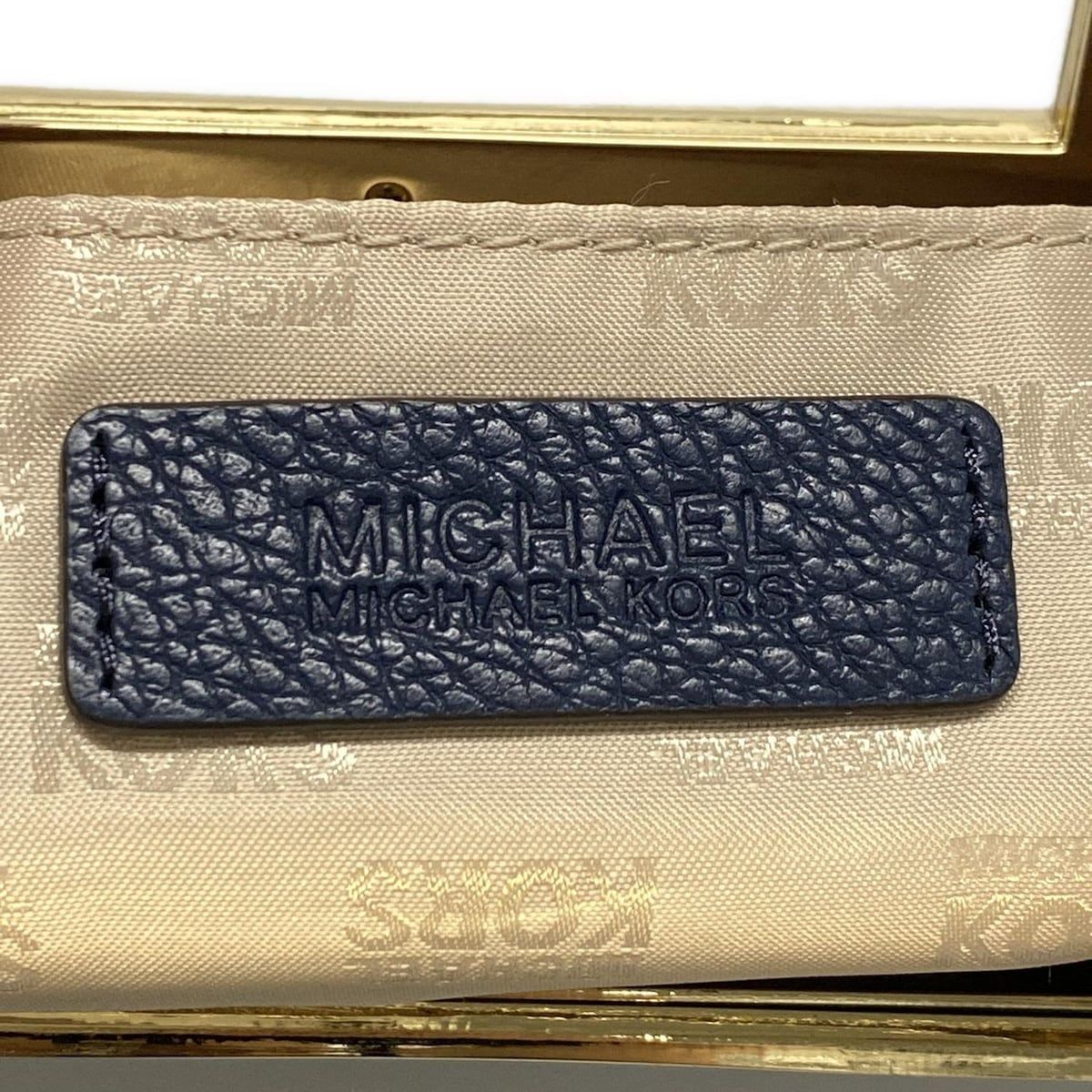 クラッチバッグ