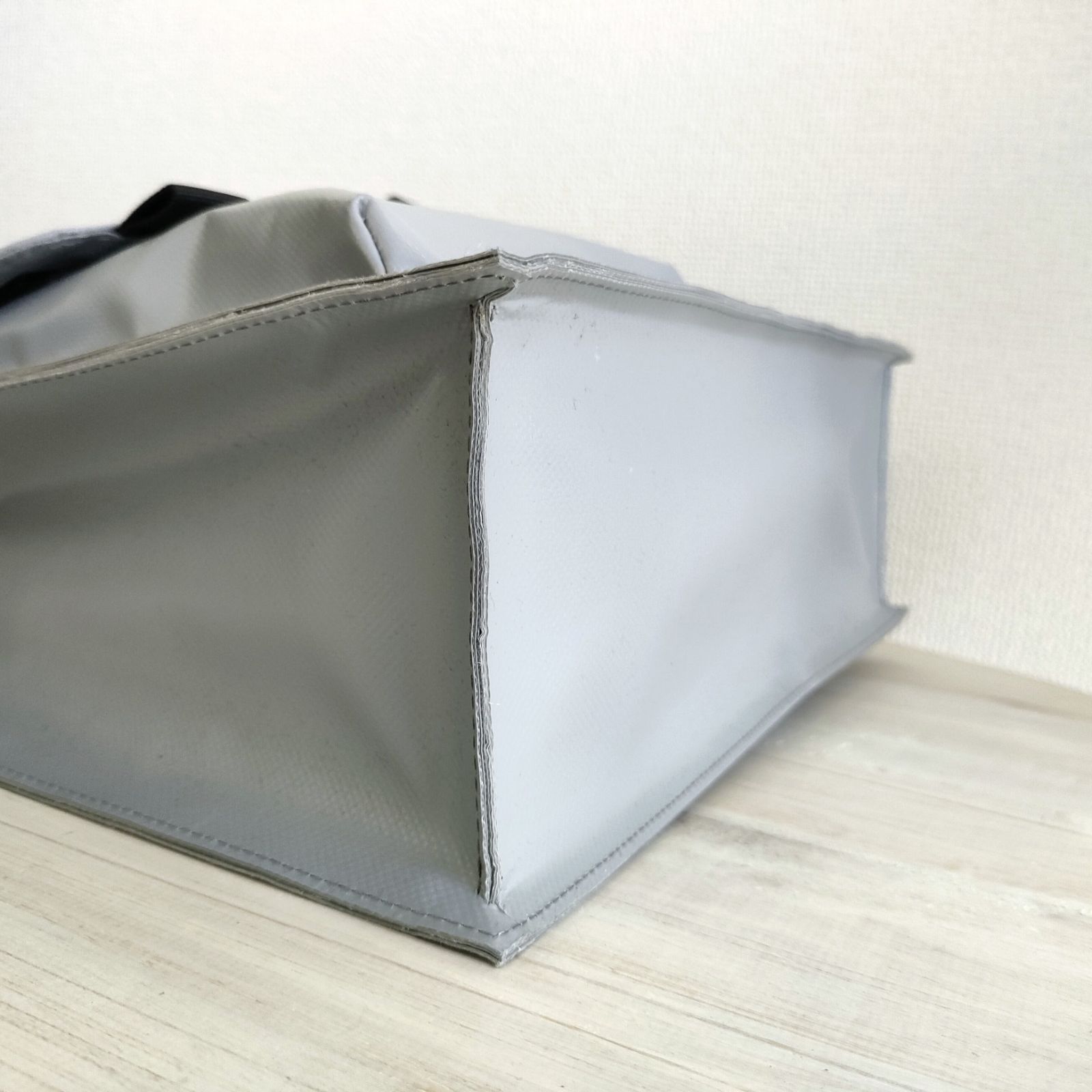 PabePabe】Socket tote bag (Grey) - メルカリ