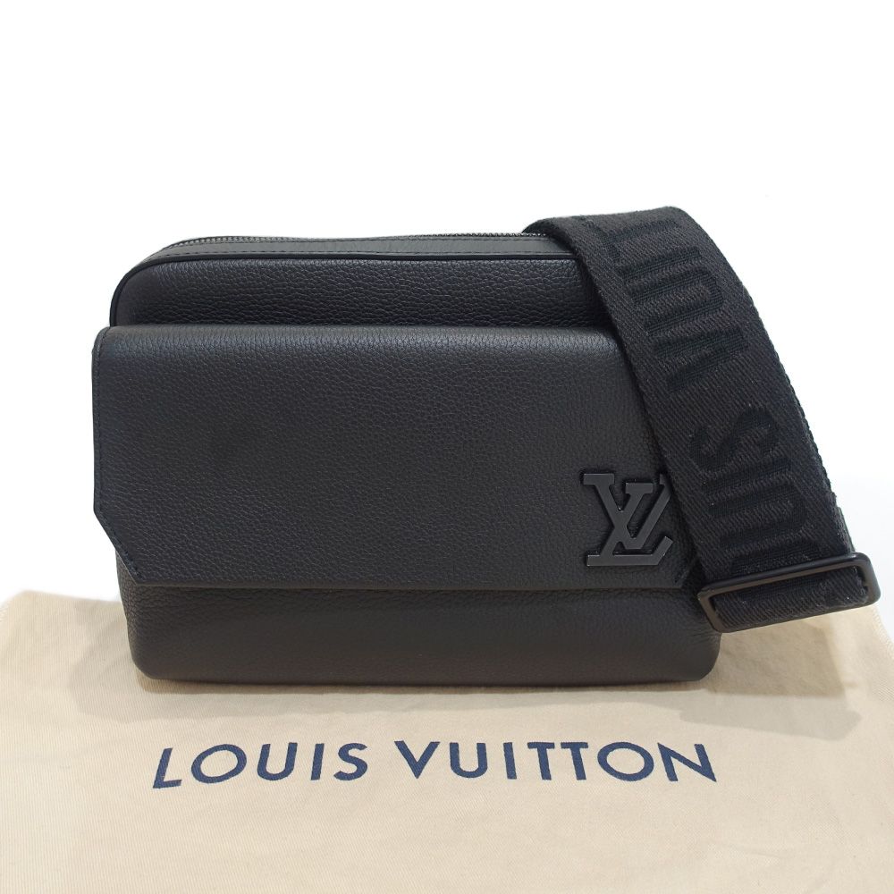 【極美品】 LOUIS VUITTON ファストライン・メッセンジャー ブラック 極美品】 LOUIS VUITTON ファストライン・メッセンジャー ブラック