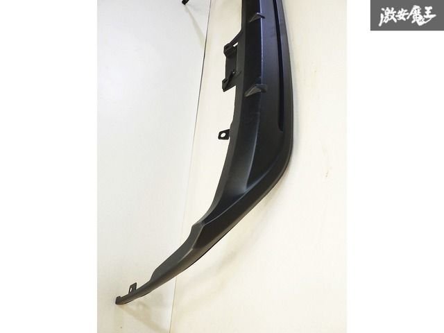 ☆ストア出品☆ トヨタ 純正 ZVW40W ZVW41W プリウスα 後期 リア リヤ