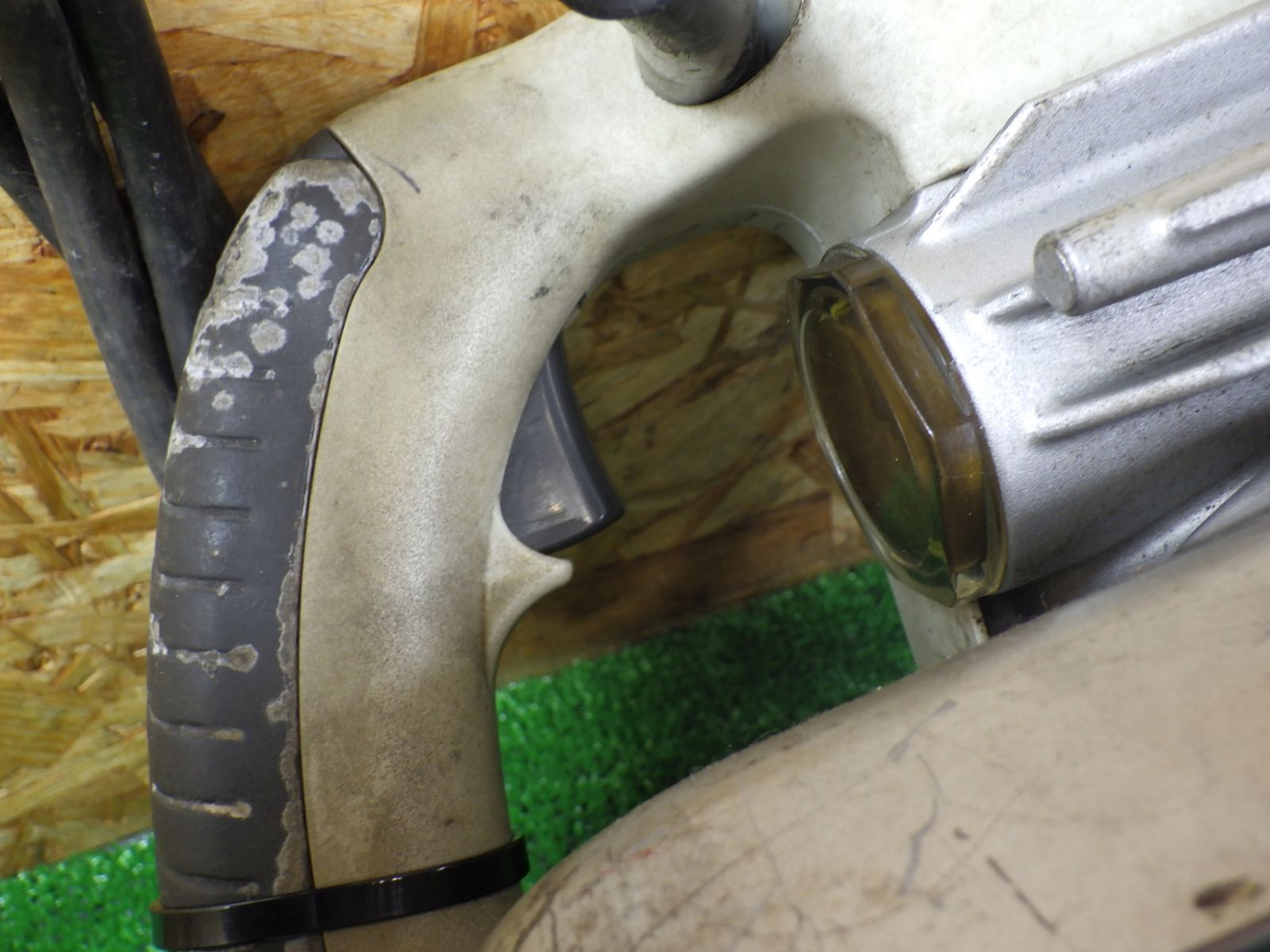 贈り物 各種軟銅材の切断に 日立工機 120mm ロータリーバンドソー CB12VA2 コード式 電動工具 品