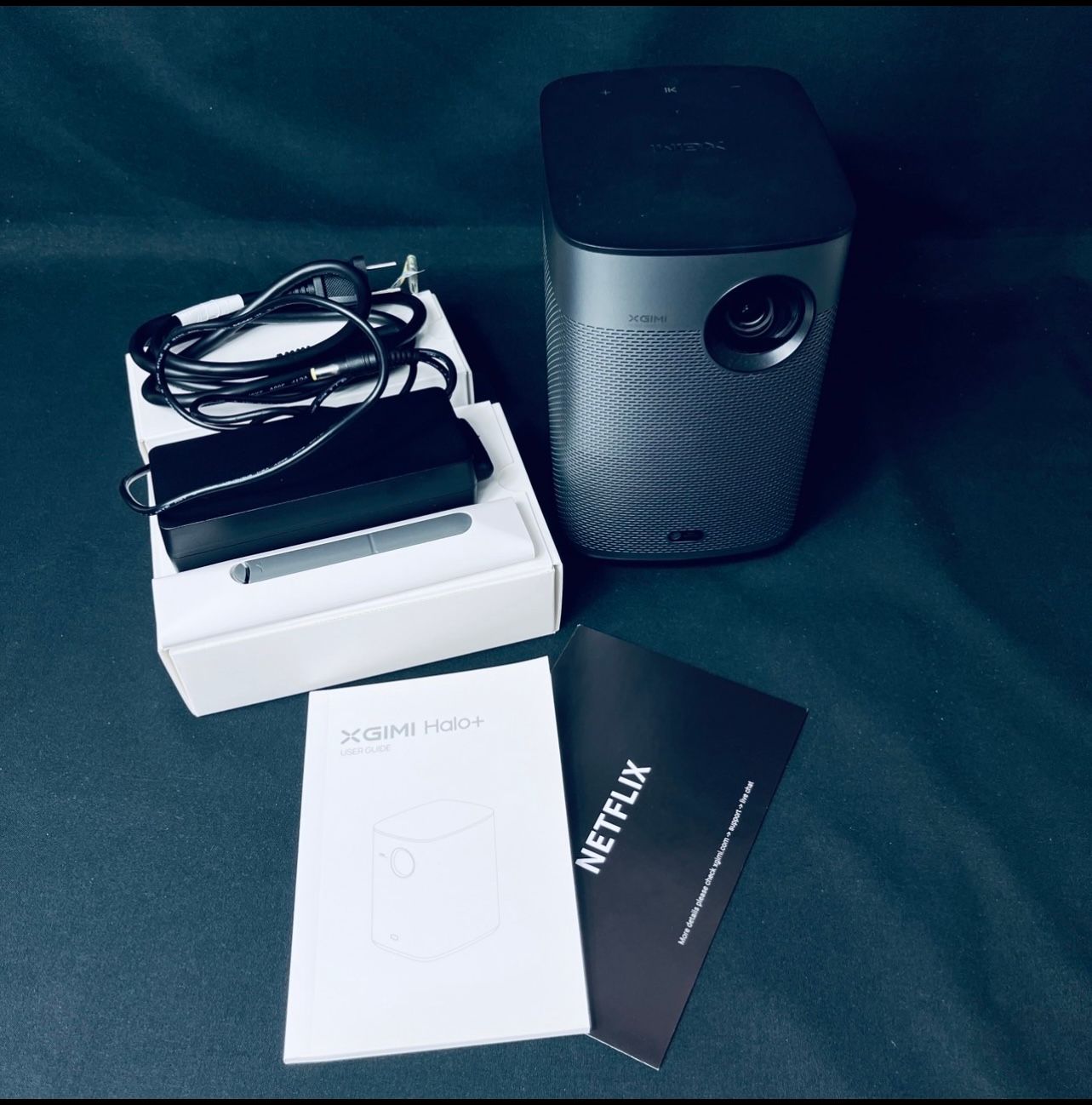 中古】 XGIMI Halo+ WM03A androidtv 1080P モバイル プロジェクター 