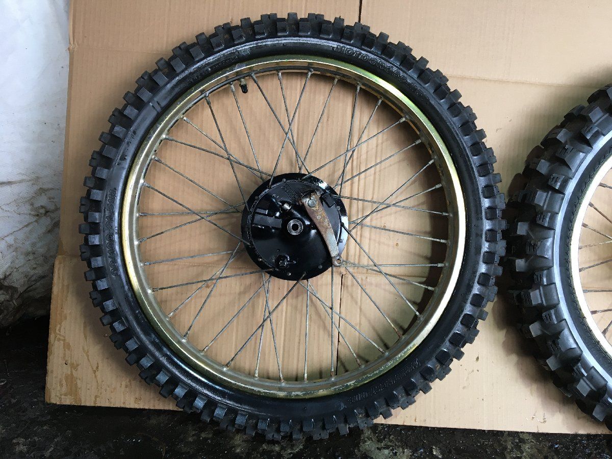 鬼セール！SR400 エキセル 18インチワイドホイールセット美品 チューブレス 鬼セール！SR400 エキセル 18インチワイドホイールセット美品 チューブレス