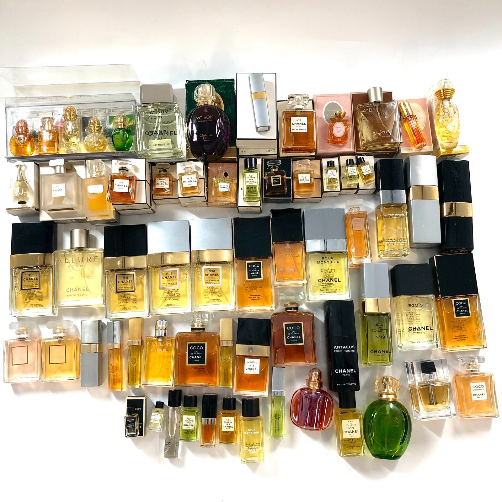 90本以上　香水　大量　まとめ　CHANEL　Dior　NINA RICCI　ブルガリ　ロクシタン　フルボトル　ミニ香水