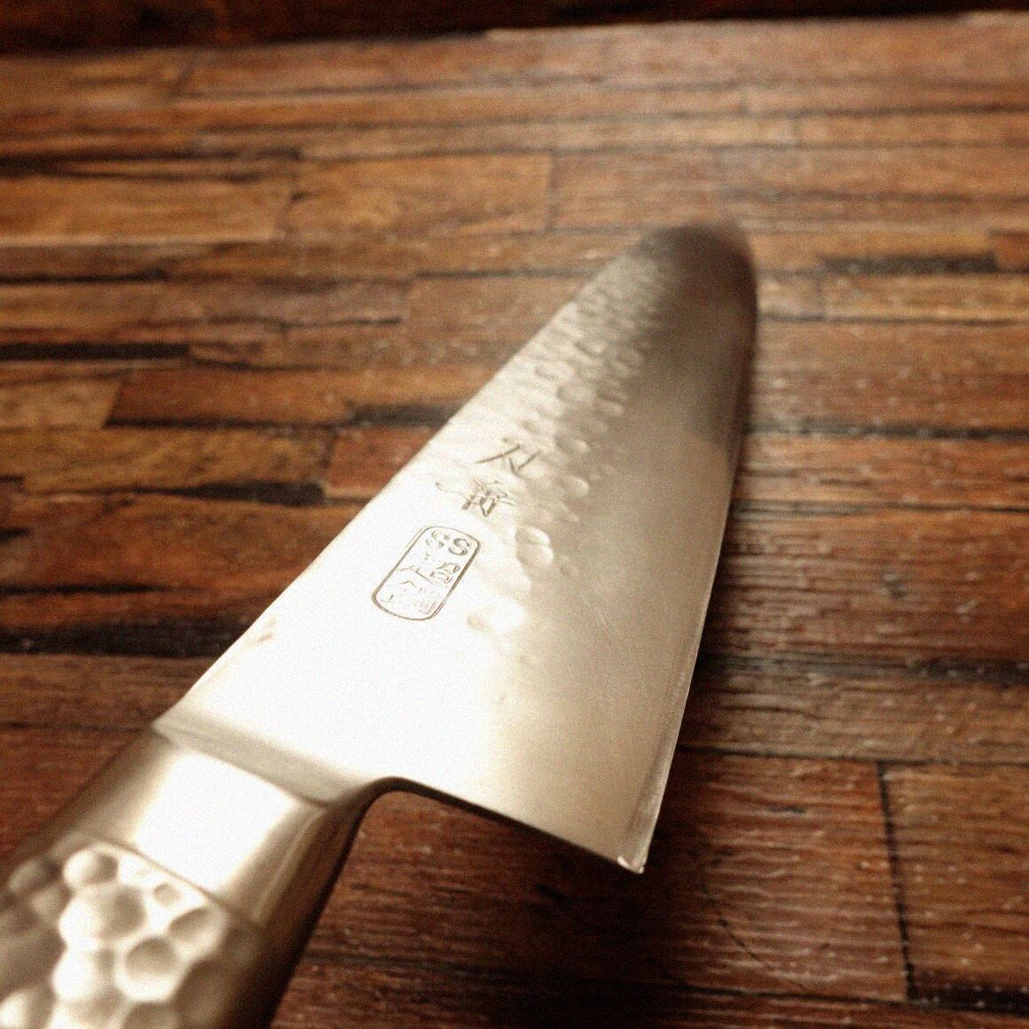 美品 刀舟 牛刀210 ステンレス鋼 牛刀 槌目