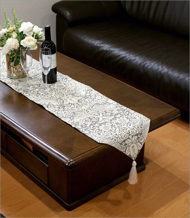 テーブルランナー ロング おしゃれ タッセル付き モダン 北欧 テーブルクロス Strawberry Thief GY 150 cm