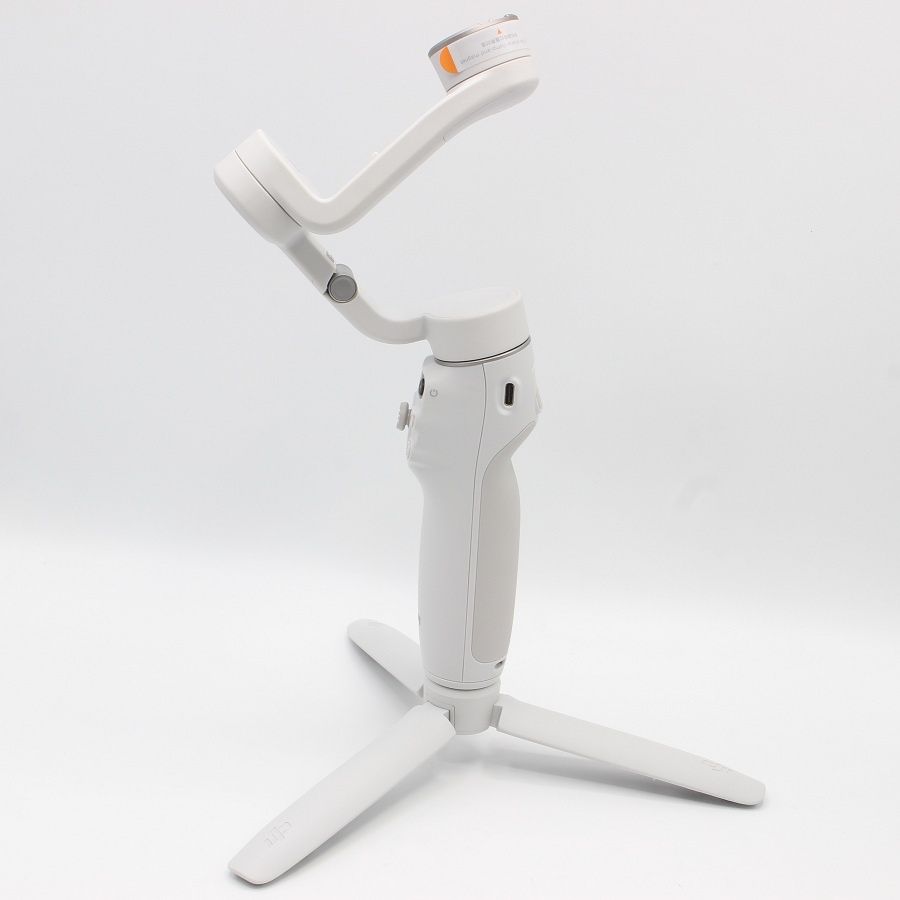 DJI
