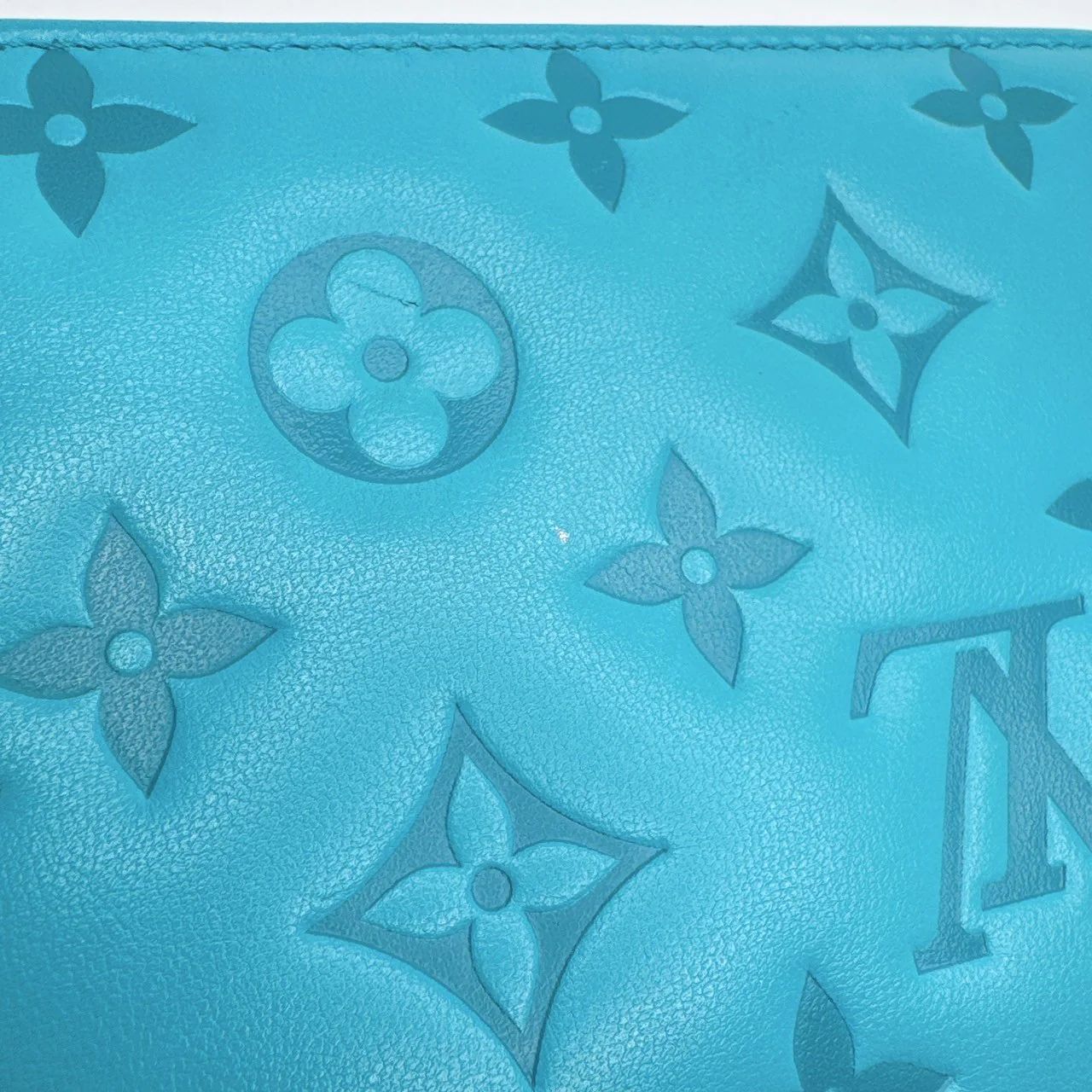 限定品✨希少】LOUIS VUITTON ルイヴィトン モノグラムエンボス