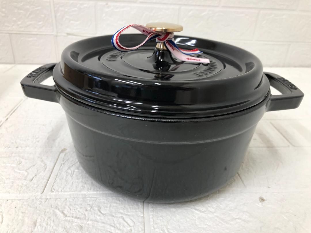 Staub ストウブ ラウンドココット 22cm シャイニーブラック - メルカリ