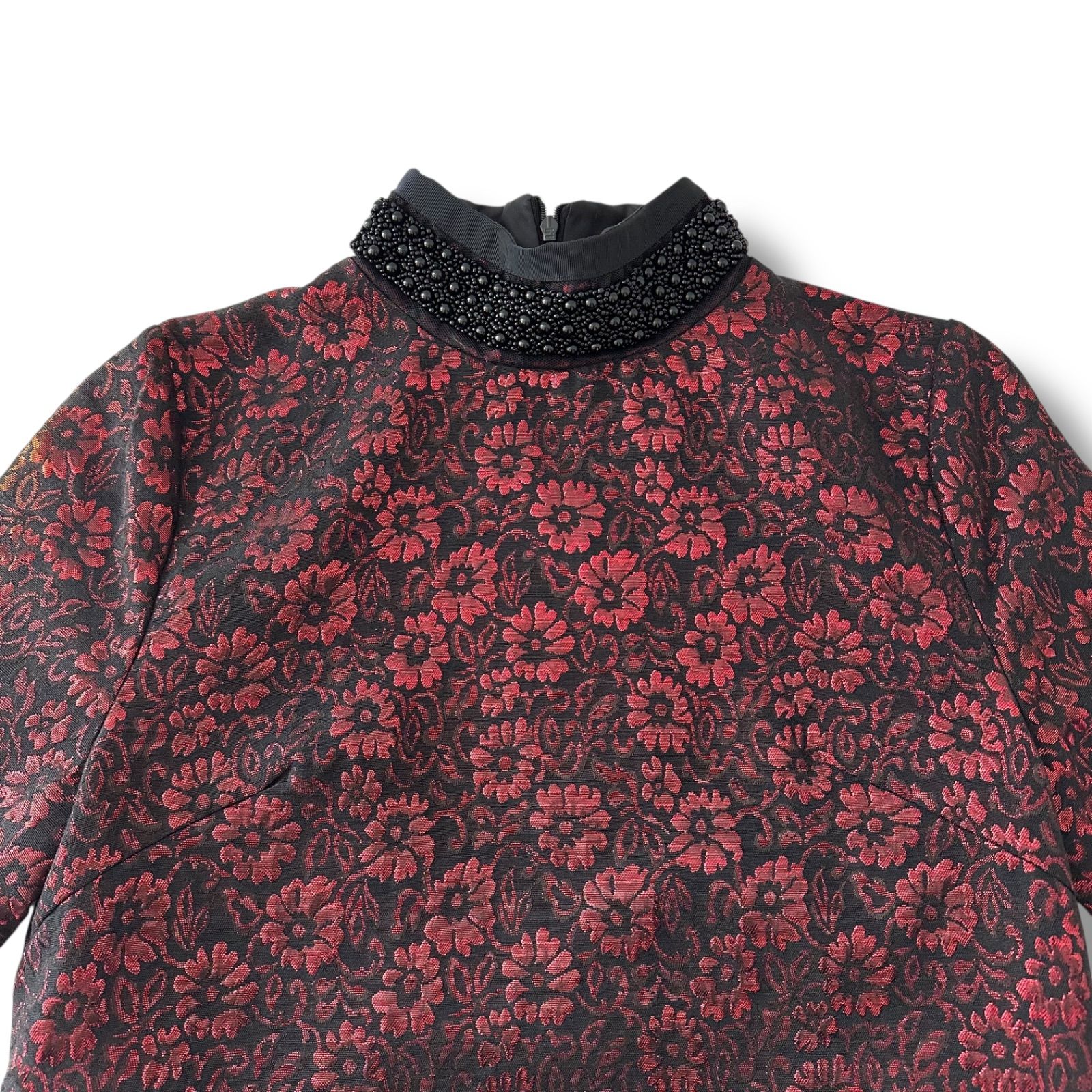 ポンポン ミニドレス