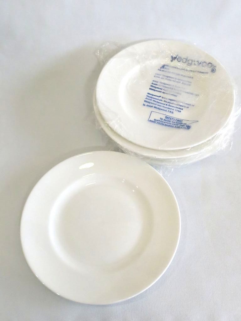 221867 WEDGWOOD ウェッジウッド White Connaught フラットプレート BONE CHINA 20.5cm×6枚 ホワイト