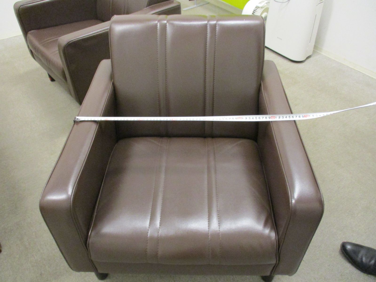 現地引き取り リユース品】応接用ソファ（一人掛け） - メルカリ