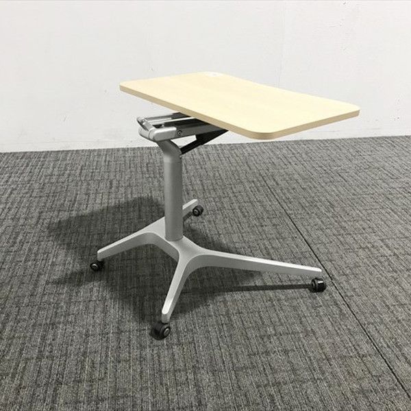 キャスター付