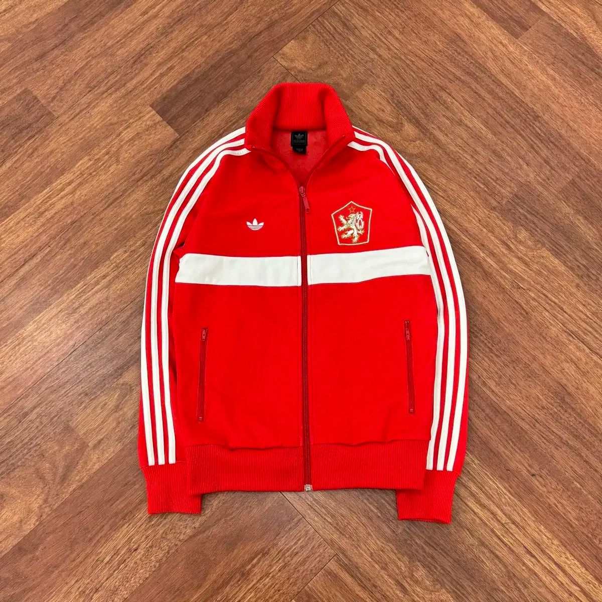 【雷市場（ポンジャン）商品韓国直送】 95 adidas(アディダス) チェコスロバキア トレーナー トラックトップス ジャージ