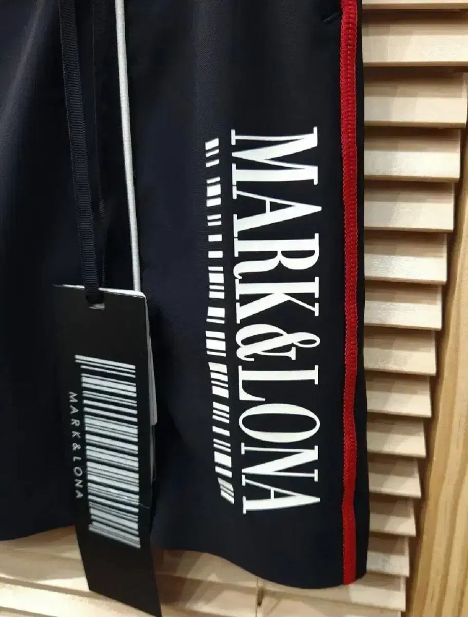 MARK & LONA(マークアンドロナ) ブラック バンド スカート 新品