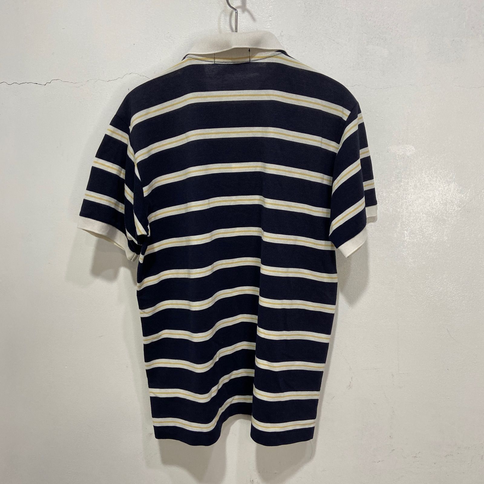 極美品　稀少品　FRED PERRY ポロシャツ　ネイビーL 花柄　定価約2万円 極美品 稀少品 FRED PERRY ポロシャツ ネイビーL 花柄 定価約2万