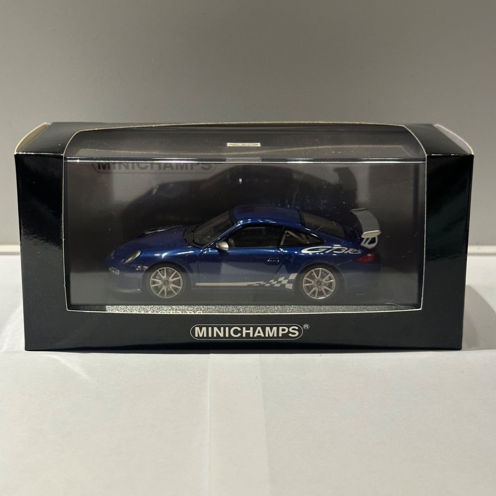 ポルシェ 特注 ミニチャンプス 1/43 911 GT3 RS 2010 Porsche 911 GT3 RS (997 II) 2010 色：Blue metallic メーカー