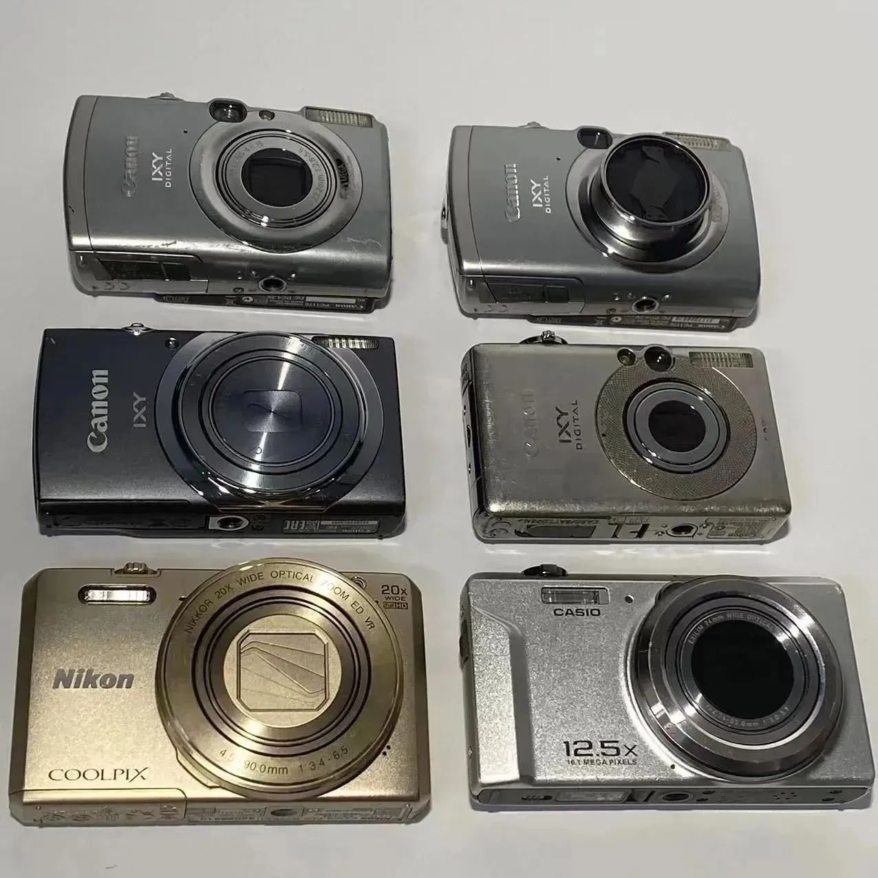 デジタルカメラ CASIO ／Canon ／Nikon 3点まとめ 中古現状 動作未確認