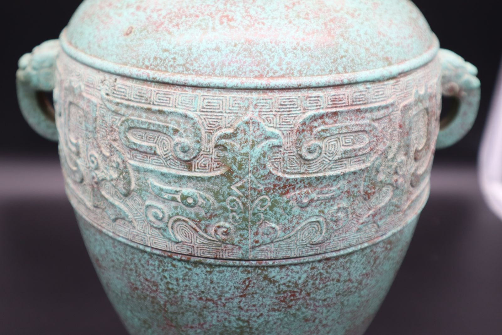 花器 青銅器 骨董品 △ ｜青銅花瓶 花器 義次造｜ 共箱 青銅 器｜アンティーク 銅造 骨董