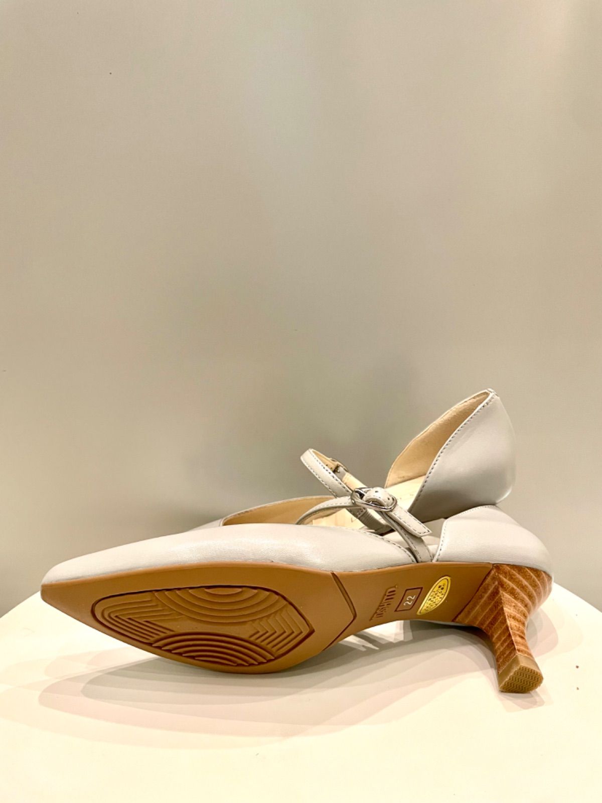 YOSHITOヨシト・ストラップサイドオープンパンプス ¥23,100 22  