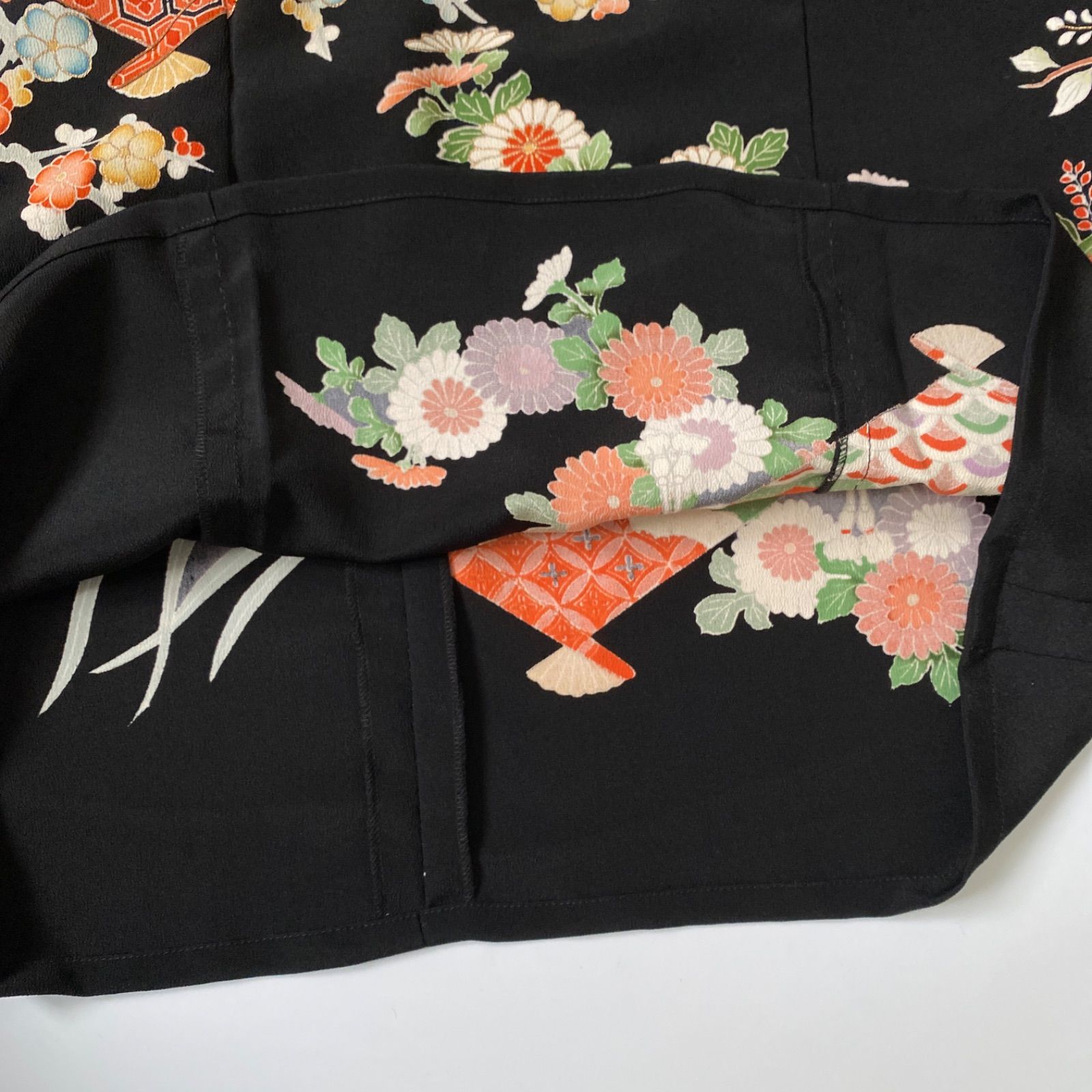 ハンドメイド 黒留袖リメイク 扇と花柄ロングワンピース NEXPOTALLINN_EU